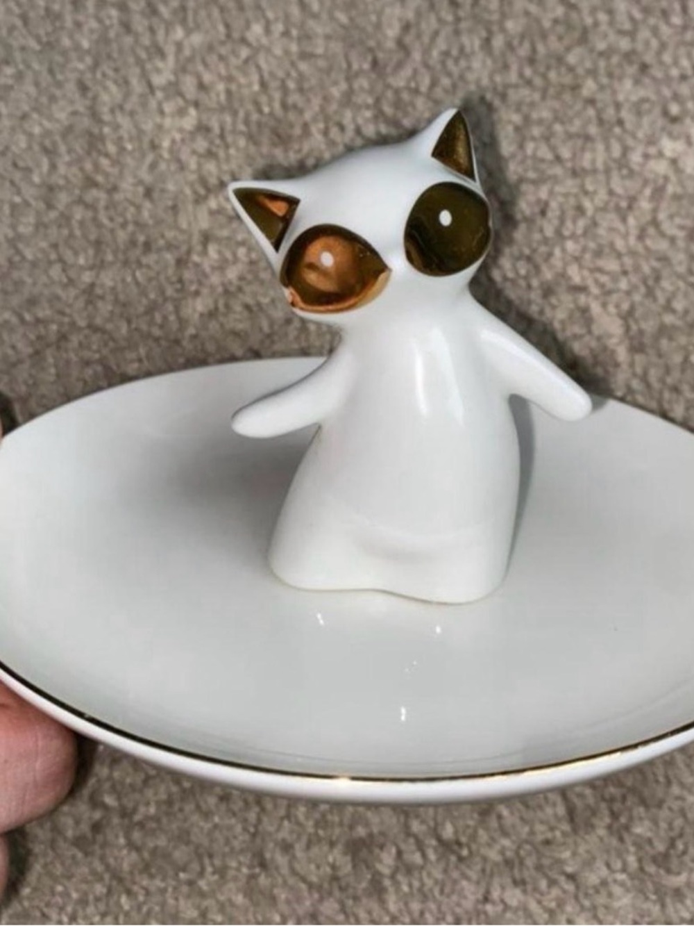 Charming Charlie White Cat Jewelry Dish with Gold Accent